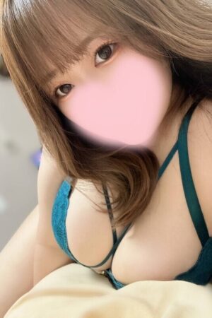 3月16日　緊急体験入店　グラビア体型スタイル抜群美女　さくらさん