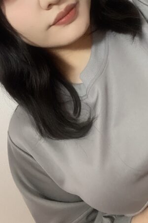 3月31日　緊急体験入店　完全未経験色白ドM恋人系美女　　みくさん　