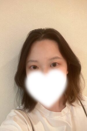 3月14日　緊急体験入店　細身未経験現役カフェ店員美女　めいさん