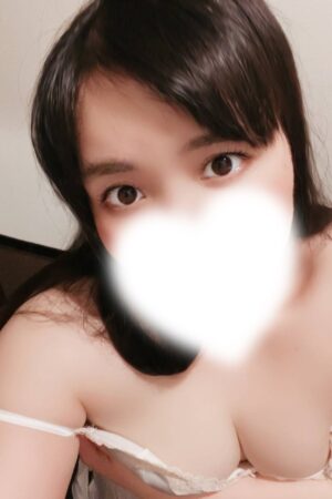 4月8日　緊急体験入店　色白おっとり容姿端麗美女